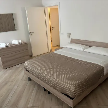 Apartament House 149